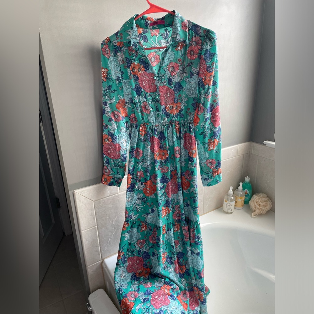 Floral gorgeous maxi dress